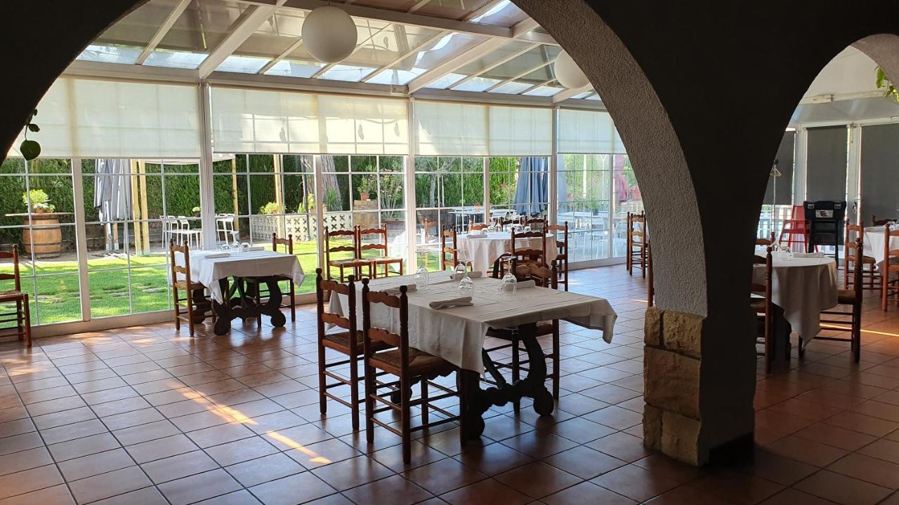 Hotel Restaurant El Bosc Banyeres del Penedes Extérieur photo