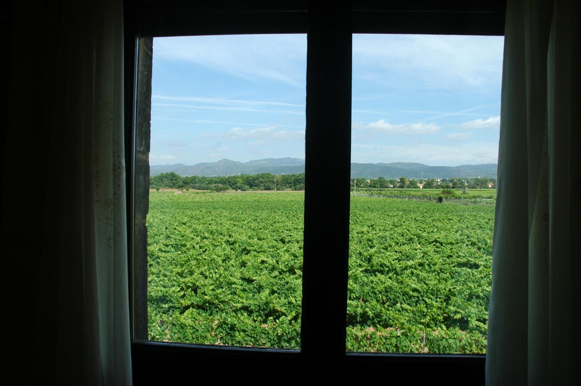 Hotel Restaurant El Bosc Banyeres del Penedes Extérieur photo